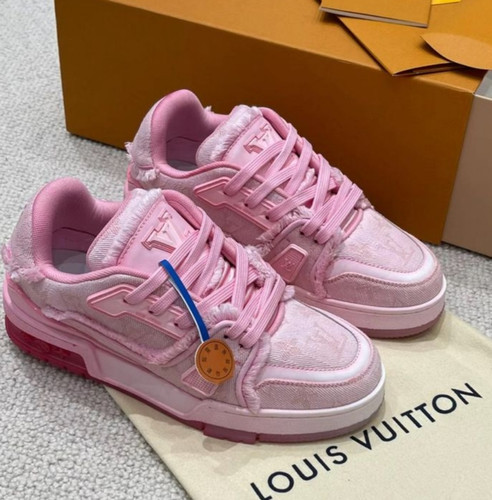 کتونی دخترانه زنانه ال وی lv جین صورتی Louise Vuitton