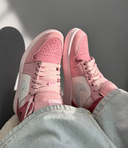 کتونی دخترانه زنانه نایکی جردن وان ساقدار صورتی|nike Jordan 1 pinky