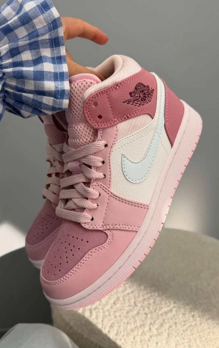 کتونی دخترانه زنانه نایکی جردن وان ساقدار صورتی|nike Jordan 1 pinky