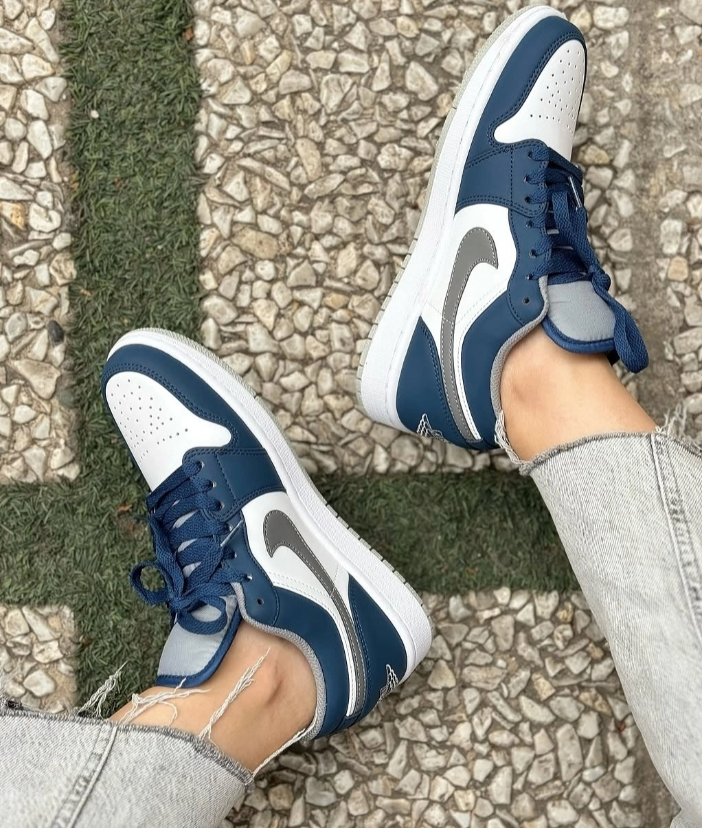 نایکی جردن وان لو آبی خاکستری سیمانی |AIR JORDAN 1 LOW TRUE BLUECEMENT GREYWHITE AIR JORDAN