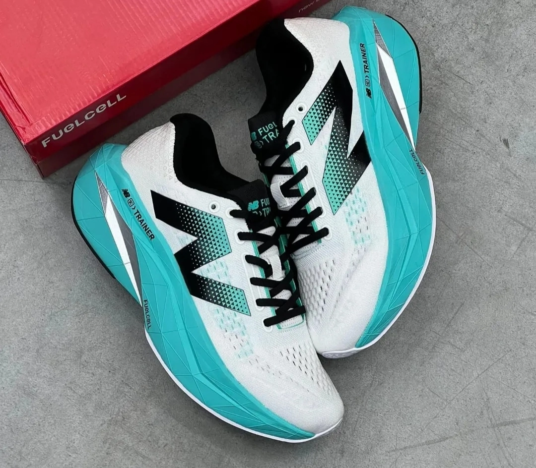 کفش کتونی مردانه و زنانه نیوبالانس ترینر New balance trainer FUGLCGLL رنگ آبی