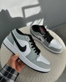 کتونی مردانه و زنانه نایکی جردن وان لو اسموک گری خاکستری| Nike Jordan 1 low light smoke grey